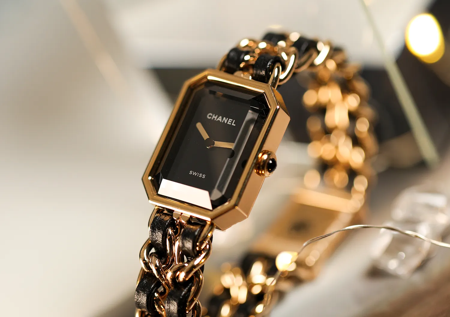 CHANEL シャネル　 Montres Watches ゴールド ブラック ウォッチ | CHANEL シャネル